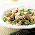 pasta-with-creamy-mushroom-pea-sauce-6027-l