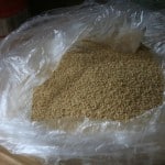 Couscous purchased in bulk is cheaper and sometimes manages to save waste.